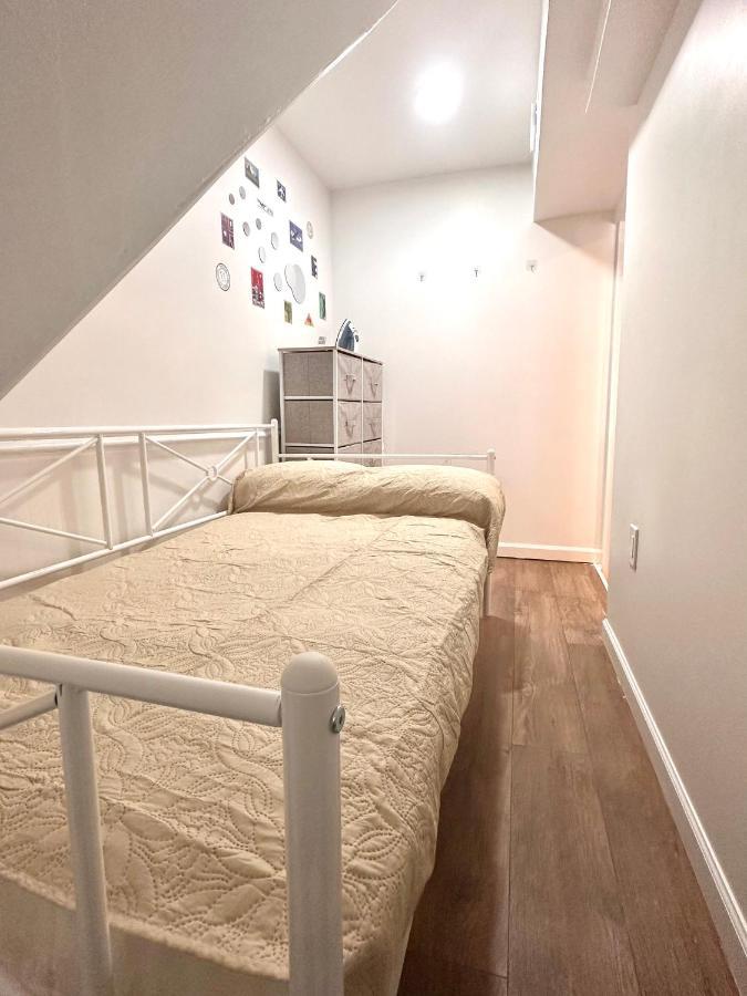 ביונה Classical Isbills Row House Close To Nyc מראה חיצוני תמונה